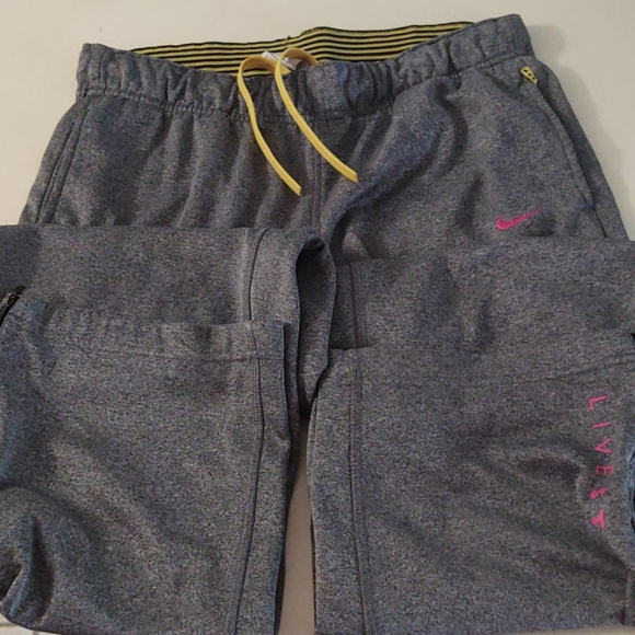 Boys Therma-Fit Sweatpants - Picture 1 of 3